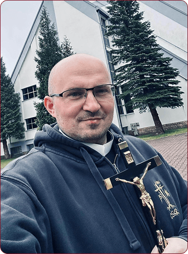 ojciec marek krzyżkowski