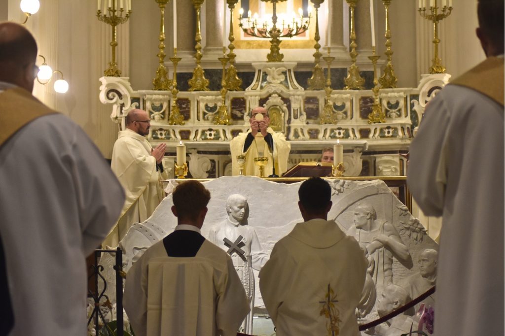 „Gerardzie, przyjdź!” – Historyczny początek peregrynacji relikwii św. Gerarda w Materdomini 31