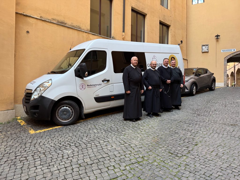 Pozdrowienie i błogosławieństwo Ojca Generała dla Polski z okazji pielgrzymki relikwii św. Gerarda img 0126